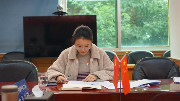 1576113876128824.jpg 图2:支部书记述职_副本.jpg