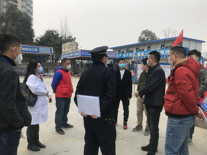 1582956329649779.jpg 图二:现场询问_副本.jpg