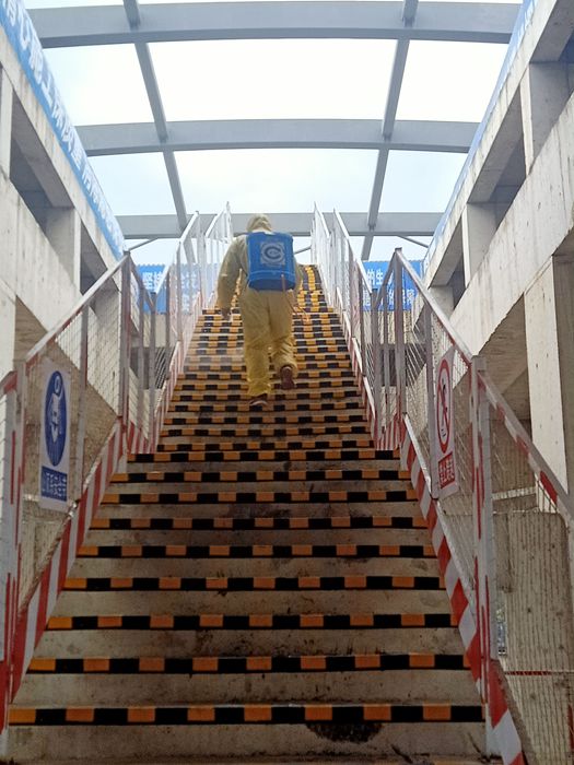 1583761196116960.jpg 图5:现场专业消杀_副本.jpg