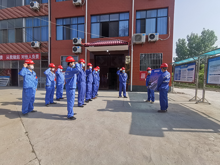 1586956385564792.jpg 洛阳地铁开展宣誓活动副本.jpg