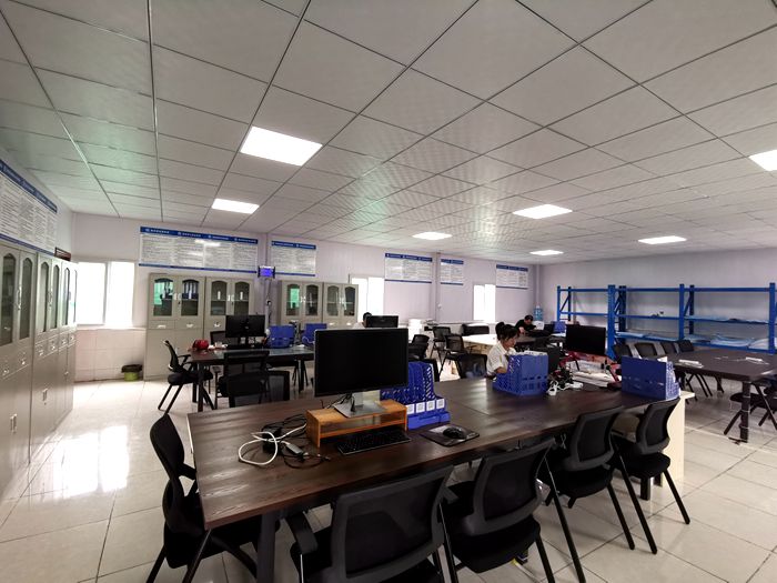 1597395640882796.jpg 图3:办公区.jpg