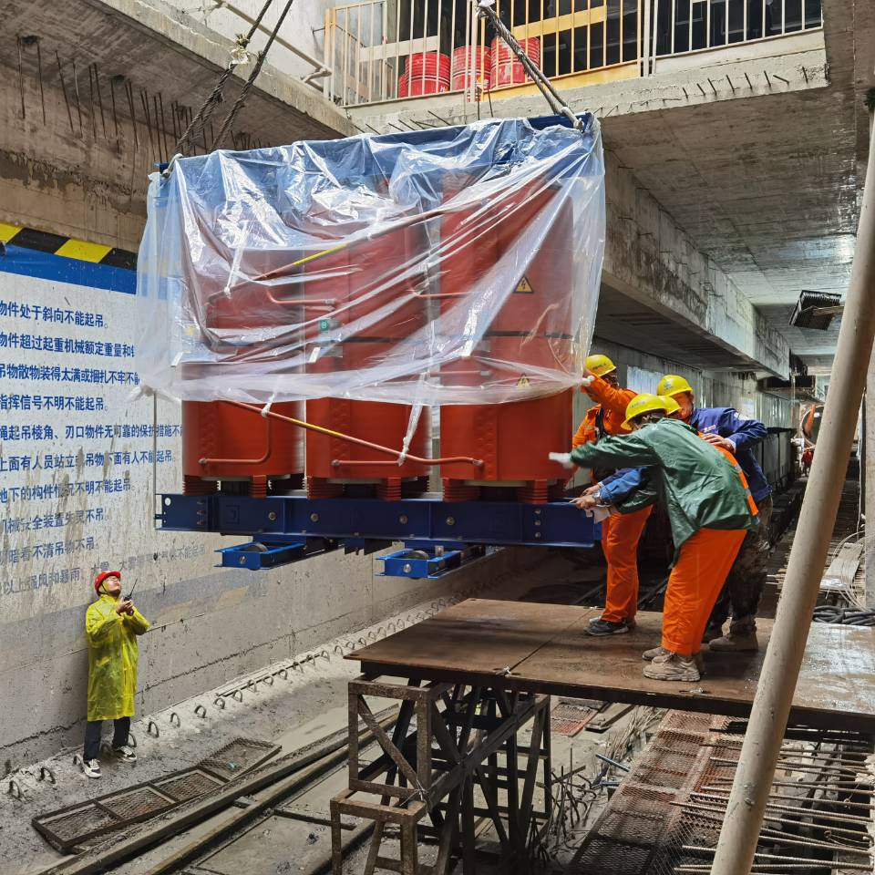 1603076244895921.jpg 吊装现场.jpg