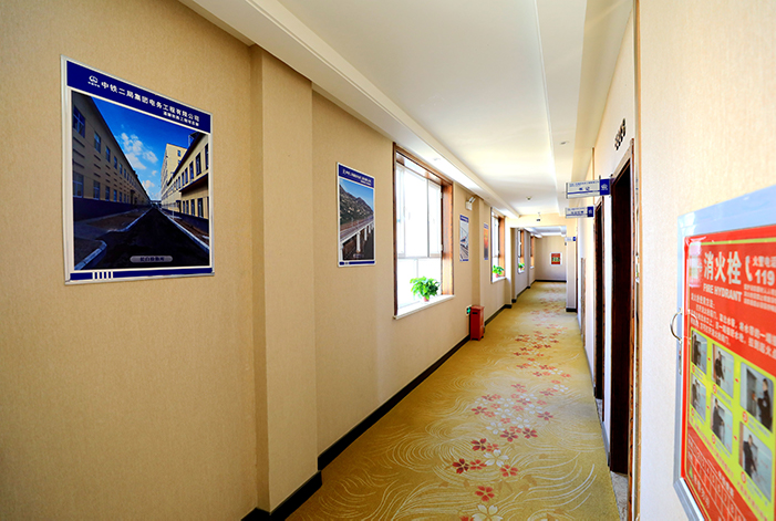 1605260161138454.jpg 图7:走廊装饰画副本.jpg