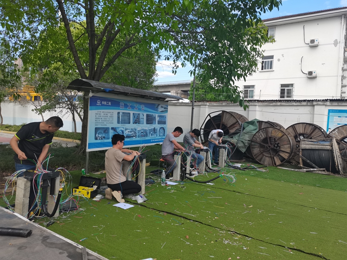 1619425806532174.jpg 图1:信号专业集训现场 - 副本.jpg