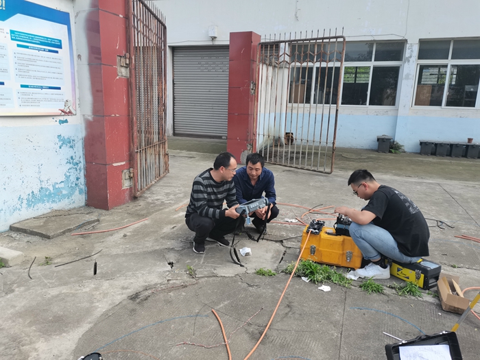 1619425831103603.jpg 图2:通信专业集训现场 - 副本.jpg