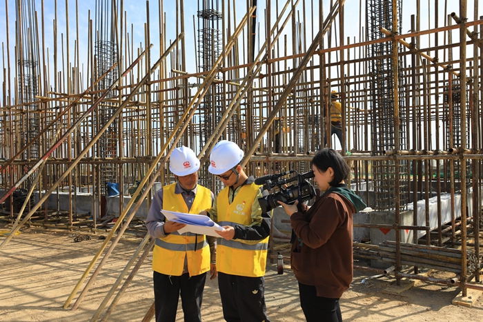 1619605140106675.jpeg 金塔电视台采访.jpeg