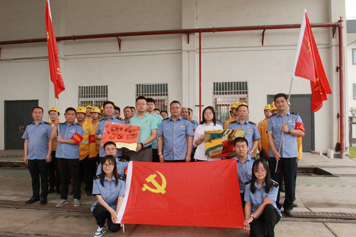 1624324454124977.jpg 图四:合影.jpg