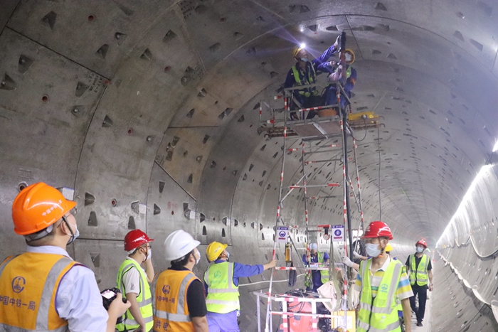 图1：观摩学习现场 - 副本.JPG