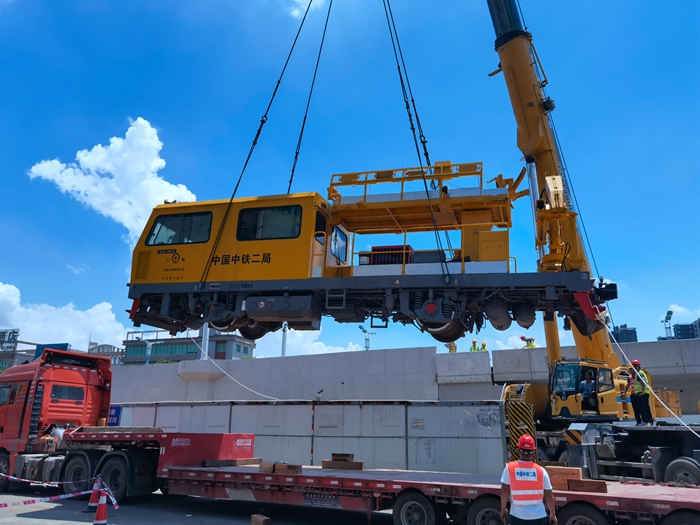 1626310949121474.jpg 吊装现场.jpg