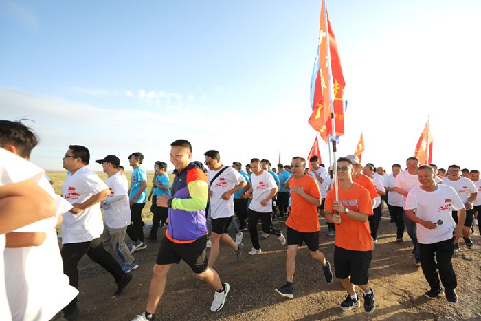 1626831136309355.jpg 1.奔跑大漠.jpg