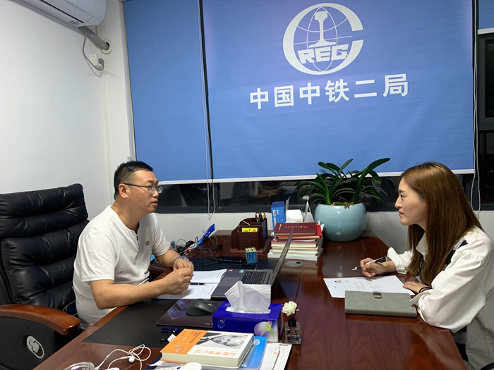 图1.一对一谈心交流 - 副本.jpg