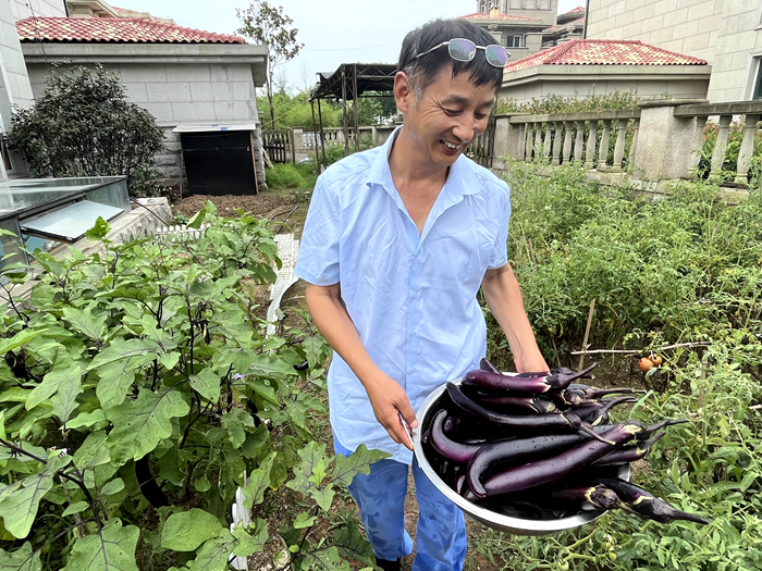 图2：喜获丰收_副本.png