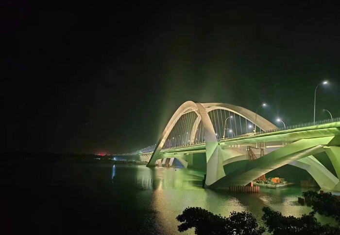 图3  京雄大桥景观调试照片三.jpg