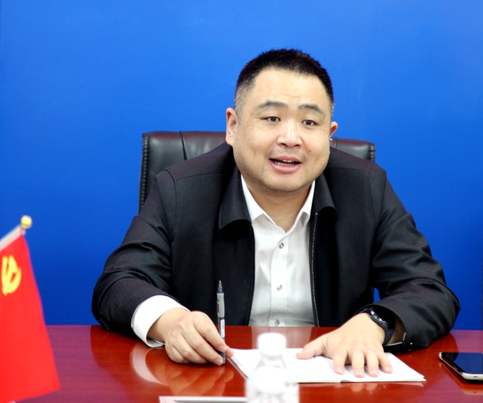 图2：母黎讲话.JPG